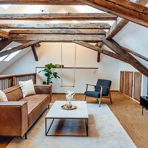 Großes Design - Innenstadt - Familie&gruppen Apartment Coburg